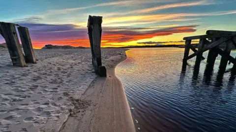 Douglas T Coutts snapped this beautiful image at Lossiemouth on Christmas morning.