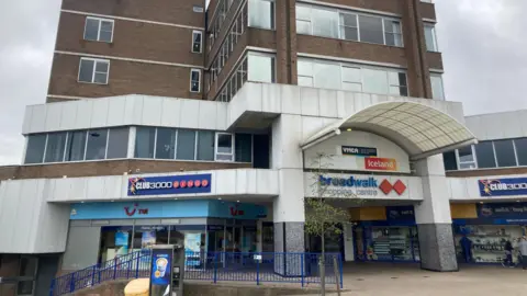The front entrance of the Broadwalk Shopping Centre in Bristol