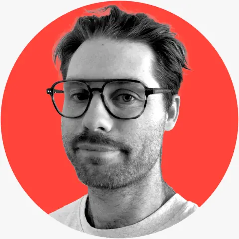 Angus Thompson profile image