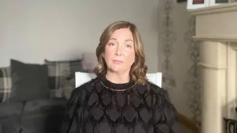 A brown-haired woman 