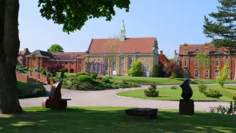 Wikimedia/Sarah Gowans Bishop's Stortford College campus