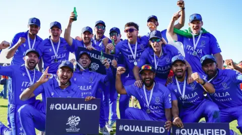 Italy players celebrate qualification for the 2026 T20 World Cup
