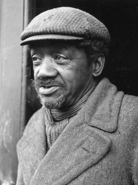 Hulton Archive/ Getty Images Bert Hardy image