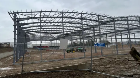 BBC The warehouse by Hooke Close 