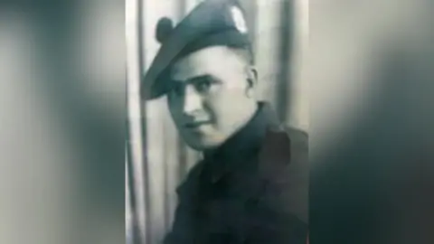 A black and white photograph of Sgt Leslie Heath