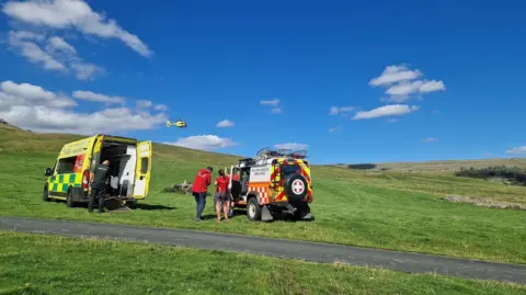 Ambulance and Upper Wharfedale Fell Rescue Association van