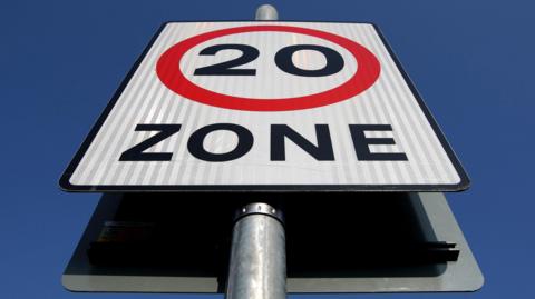 20mph zone sign 