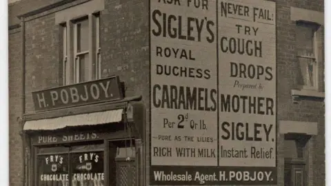 Pobjoy Family Original sign from 1915