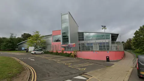 Nuneaton's Pingles Leisure Centre to undergo green upgrade