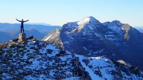 Scotland's 'unusual' avalanche season due to a lack of snow