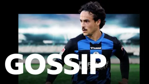Paderborn midfielder Mika Baur