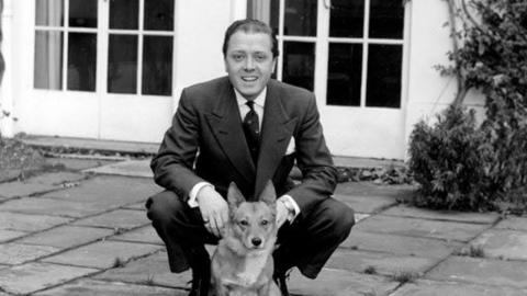 Actor Richard Attenborough was the detective in the original West End cast.