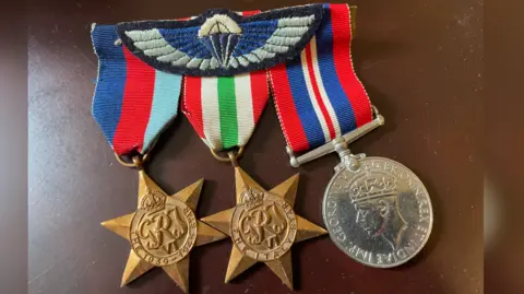 WW2 medals awarded to Mr MacKinnon Pattison