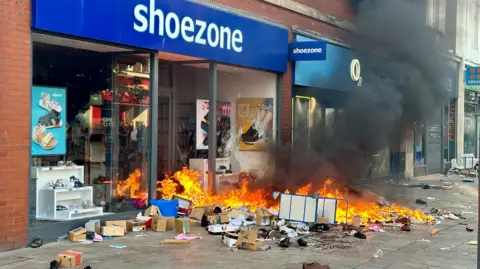 Shoezone looted