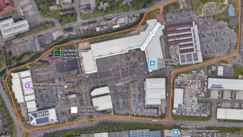 West Midlands Police A map of the Bentley Bridge Retail Park with an orange outline