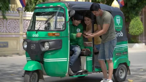 Grab Tuk Tuk file image.