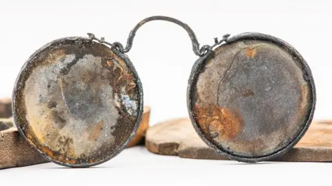 Norfolk Historic Shipwrecks Spectacles from the Gloucester