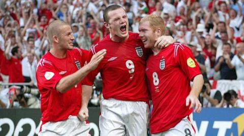 David Beckham, Wayne Rooney and Paul Scholes celebrate Rooney's goal against Croatia at Euro 2004.