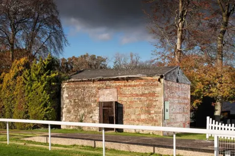 Historic England The rubbing house