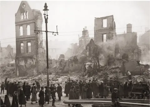 FPG/Getty Images The ruins of Cork city in 1920 after the Black and Tans and Auxiliaries started fires in retaliation to IRA attacks