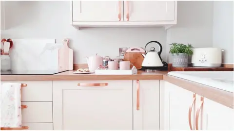 @newbuildtohome A rose gold kitchen