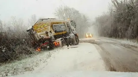 Eluned Yaxley a gritter which has come off the road between Denbigh and Trefnant