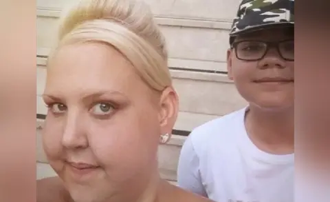 Contributor image Selfie of Mckenzy and his mum Kelsey