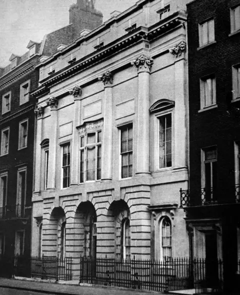 Getty Images Home of Earl and Countess of Strathmore. at 17 Bruton Street. where Princess Elizabeth (later Queen Elizabeth II) was born