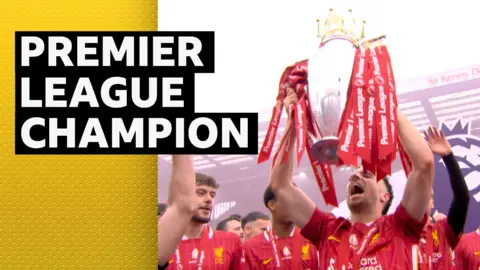 Diogo Jota lifts Premier League trophy