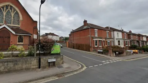 Google Wellington Road and Oaktree Road