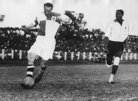 The Stanley Matthews Foundation/John D Cross Sir Stanley dribbling