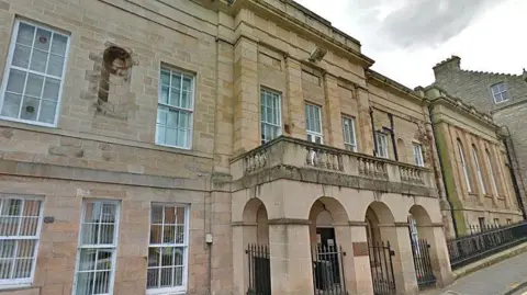 Google Outside position of Jedburgh Sheriff Court