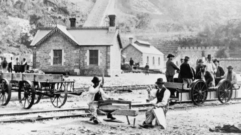 Getty Images Cutting slate at Dinorwig Quarry, Llanberis, circa 1890