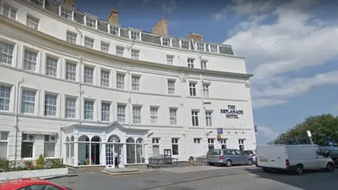 Google Maps Esplanade Hotel in Scarborough