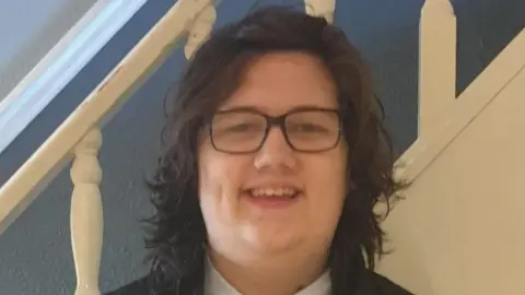 KEENA ENTWISTLE-LEWIS Ethan Entwistle