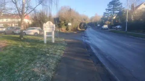 Dan Ozarow The Elstree sign in the village