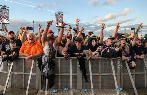 5f9de0f0-67e5-11f1-b1db-af71d47507d6.jpg Download festival 2026 mayhem in 13 photos