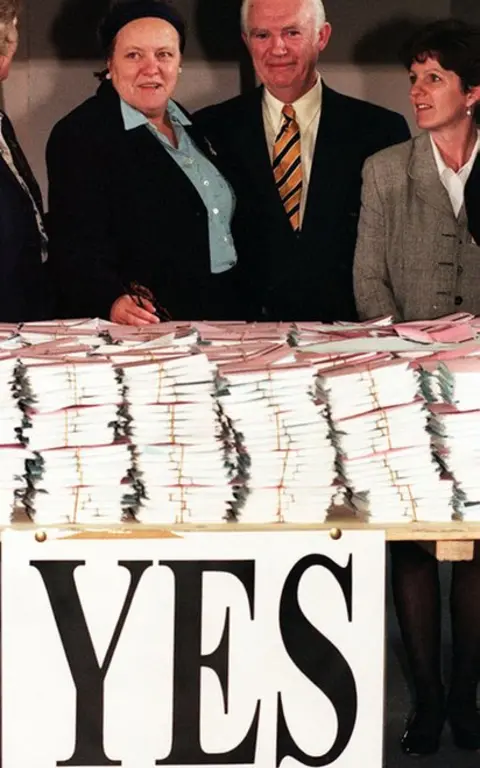 Pacemaker The then NI Secretary Mo Mowlam at the referendum count in 1998