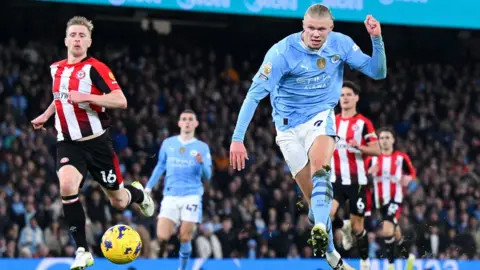Erling Haaland scores for Manchester City against Brentford