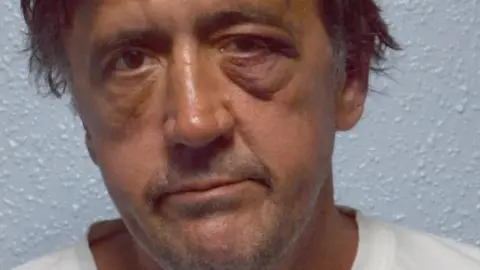 Met Police Arrest picture of Darren Osborne