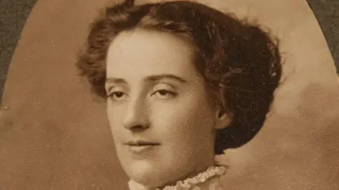 Phillip Sycamore Selina Martin