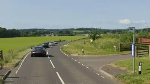 B9099 road near Gowrie Farm