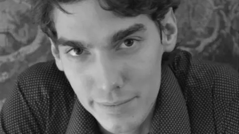 Benjamin Menyhart Benjamin Menyhart