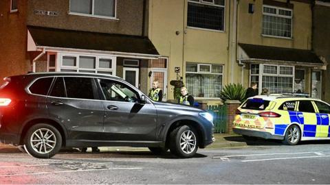 Armed police respond to report of gunshots in Cleethorpes - BBC News