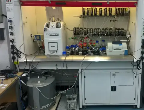 Glasgow University Artificial intelligence robot