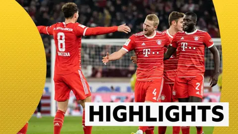 Bayern Munich's Matthijs de Ligt celebrates his goal with team-mates
