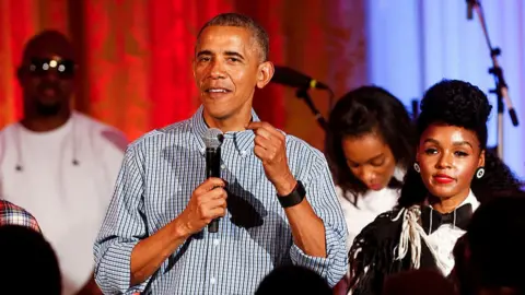 Getty Images Barack Obama singing