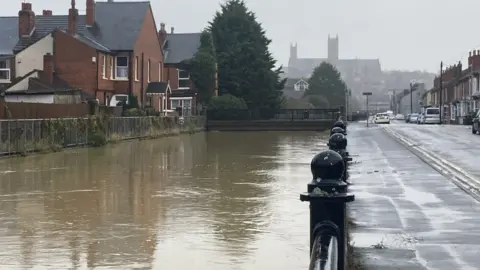 High water levels at Sincil Dike