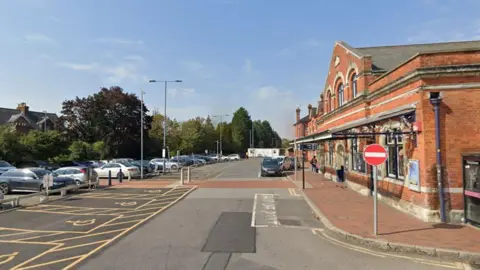 Google Maps Salisbury Railway Station as it is currently