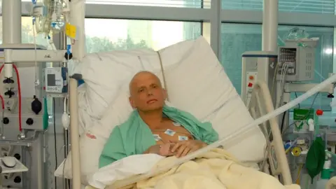 Getty Images Alexander Litvinenko at University Hospital in London after being poisoned.